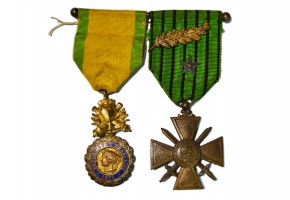 FRANCIA. MEDALLA MILITAR 1870 Y CRUZ DE GUERRA 1939