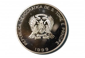 SANTO TOME Y PRINCIPE 2000 DOBRAS 1999 CON 5 PESETAS DE ESPAÑA